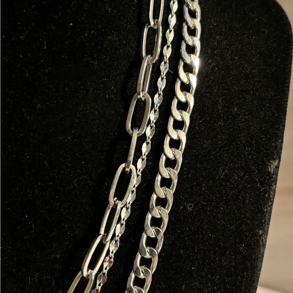 🛍️3/$15🛍️ Express Silver Tone Layered Necklace 14”-18”+2” - Picture 3 of 11
